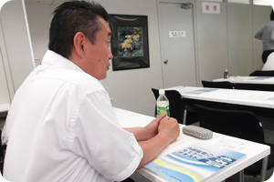 社長自ら専門機関によるセミナーに参加。